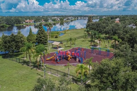 House in Gibsonton, Florida 3 bedrooms, 146.6 sq.m. № 1885932 - photo 25