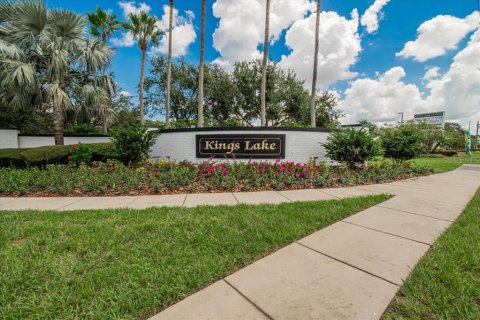 House in Gibsonton, Florida 3 bedrooms, 146.6 sq.m. № 1885932 - photo 24