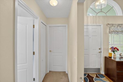 House in Gibsonton, Florida 3 bedrooms, 146.6 sq.m. № 1885932 - photo 17