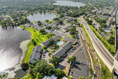 Condo in Altamonte Springs, Florida, 3 bedrooms  № 2236506 - photo 16