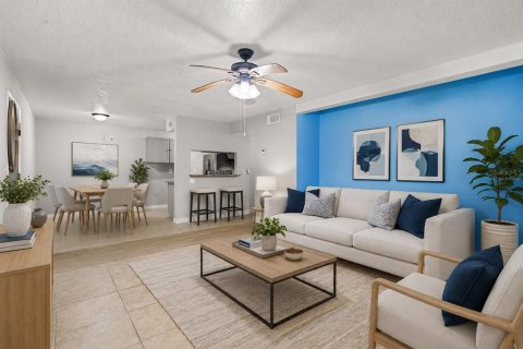 Condo in Altamonte Springs, Florida, 3 bedrooms  № 2236506 - photo 2