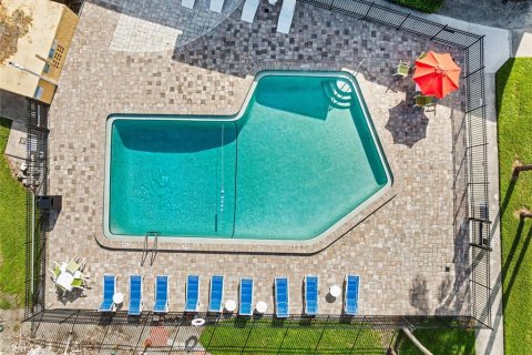 Condo in Altamonte Springs, Florida, 3 bedrooms  № 2236506 - photo 11