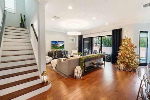 Casa en venta en Saint Petersburg, Florida, 4 dormitorios, 281.31 m2 № 1541044 - foto 10