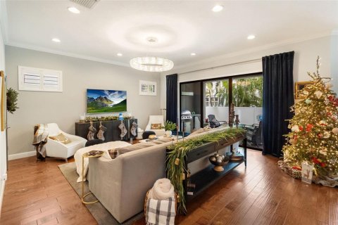 Casa en venta en Saint Petersburg, Florida, 4 dormitorios, 281.31 m2 № 1541044 - foto 11