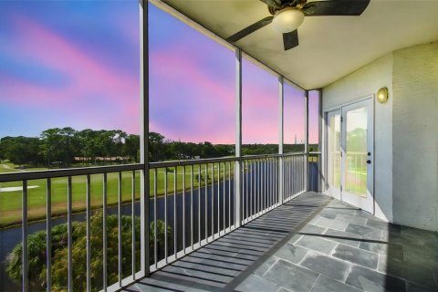 Condo in Largo, Florida, 2 bedrooms  № 2201155 - photo 3