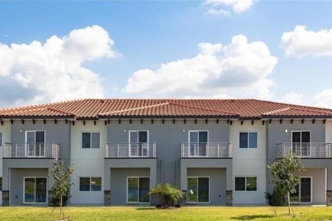 Adosado en venta en Davenport, Florida, 4 dormitorios, 210.7 m2 № 1884185 - foto 2