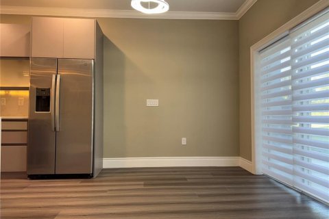 Adosado en venta en Davenport, Florida, 4 dormitorios, 210.7 m2 № 1884185 - foto 17
