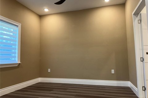 Adosado en venta en Davenport, Florida, 4 dormitorios, 210.7 m2 № 1884185 - foto 12