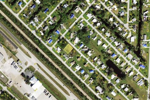 Terreno en venta en Punta Gorda, Florida № 2161424 - foto 2