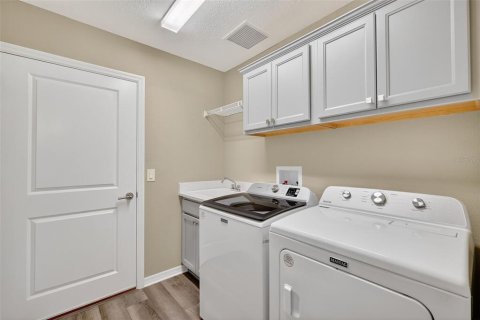Casa en venta en The Villages, Florida, 3 dormitorios, 159.98 m2 № 1899913 - foto 27