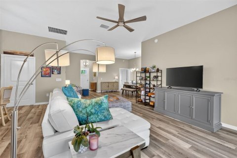 Casa en venta en The Villages, Florida, 3 dormitorios, 159.98 m2 № 1899913 - foto 14