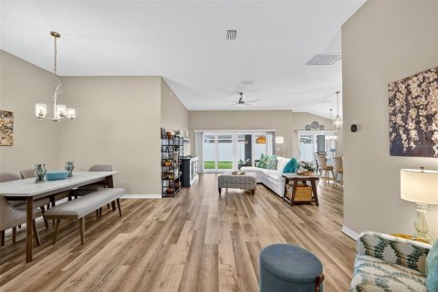 Casa en venta en The Villages, Florida, 3 dormitorios, 159.98 m2 № 1899913 - foto 15