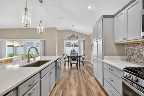 Casa en venta en The Villages, Florida, 3 dormitorios, 159.98 m2 № 1899913 - foto 6