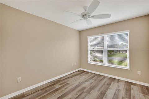 Casa en venta en The Villages, Florida, 3 dormitorios, 159.98 m2 № 1899913 - foto 25