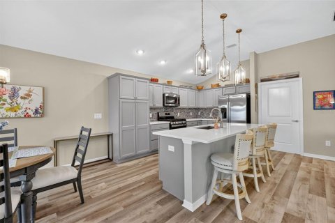 Casa en venta en The Villages, Florida, 3 dormitorios, 159.98 m2 № 1899913 - foto 5