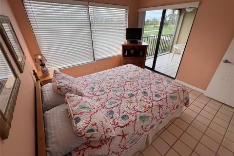 Condominio en alquiler en Saint Petersburg, Florida, 2 dormitorios, 82.68 m2 № 1833602 - foto 25