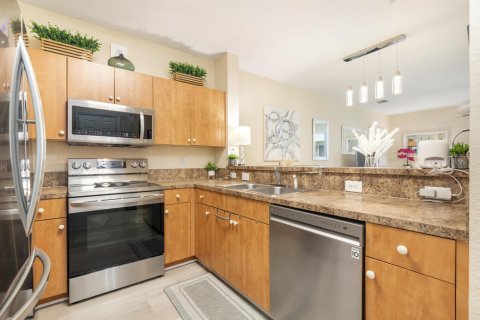 Townhouse in Riviera Beach, Florida 3 bedrooms, 144.56 sq.m. № 2250103 - photo 7
