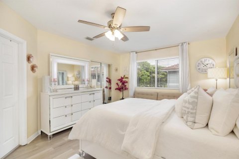 Townhouse in Riviera Beach, Florida 3 bedrooms, 144.56 sq.m. № 2250103 - photo 9
