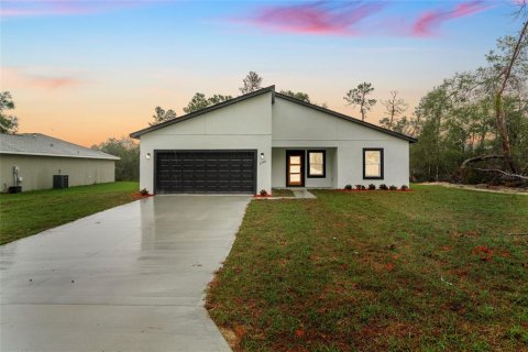 House in Ocala, Florida 4 bedrooms, 173.26 sq.m. № 1545357 - photo 1