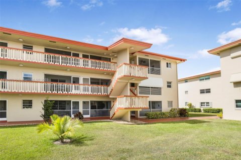 Condominio en venta en Hollywood, Florida, 2 dormitorios, 89.93 m2 № 1828877 - foto 22
