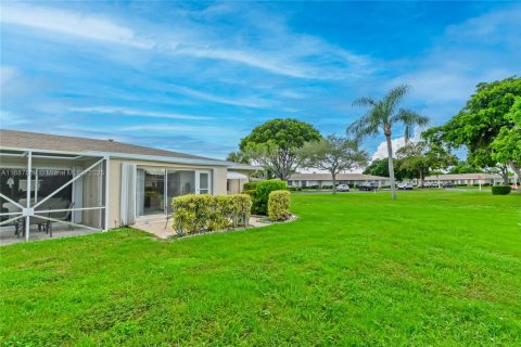 House in Boca Raton, Florida 2 bedrooms, 123.75 sq.m. № 1939124 - photo 27