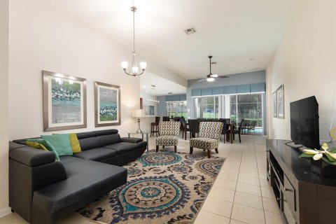 Villa ou maison à vendre à Kissimmee, Floride: 4 chambres, 174.47 m2 № 2148236 - photo 12