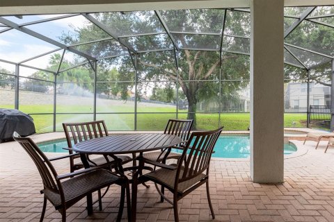 Villa ou maison à vendre à Kissimmee, Floride: 4 chambres, 174.47 m2 № 2148236 - photo 24