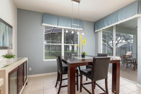 Villa ou maison à vendre à Kissimmee, Floride: 4 chambres, 174.47 m2 № 2148236 - photo 6
