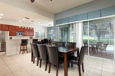 Villa ou maison à vendre à Kissimmee, Floride: 4 chambres, 174.47 m2 № 2148236 - photo 9