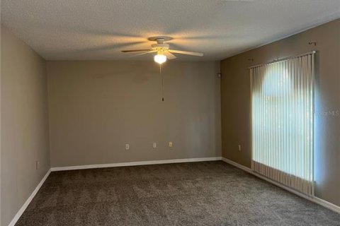 Casa en alquiler en Kissimmee, Florida, 4 dormitorios, 259.85 m2 № 1919178 - foto 6