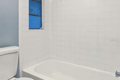 Appartement à louer à Tampa, Floride: 2 chambres, 53.42 m2 № 2408399 - photo 17