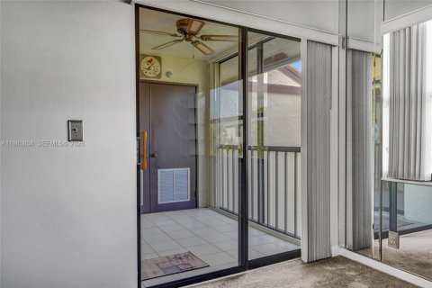 Купить кондоминиум в Лейк-Уорт, Флорида 2 спальни, 110.18м2, № 2043499 - фото 22