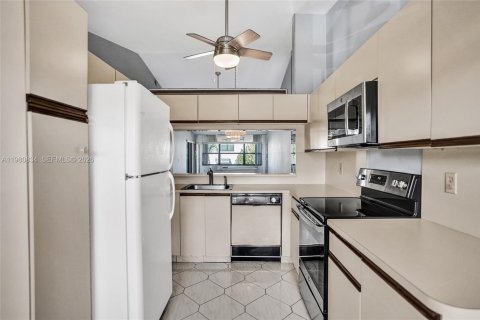 Купить кондоминиум в Лейк-Уорт, Флорида 2 спальни, 110.18м2, № 2043499 - фото 7