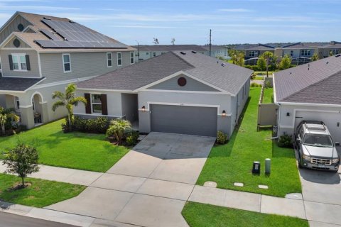 House in Davenport, Florida 4 bedrooms, 184.78 sq.m. № 1769853 - photo 4