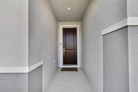 House in Davenport, Florida 4 bedrooms, 184.78 sq.m. № 1769853 - photo 5
