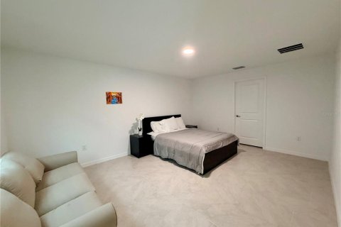 Villa ou maison à vendre à Port Charlotte, Floride: 4 chambres, 180.32 m2 № 2314223 - photo 14