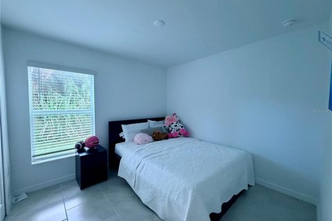 Villa ou maison à vendre à Port Charlotte, Floride: 4 chambres, 180.32 m2 № 2314223 - photo 8