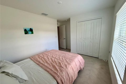 Villa ou maison à vendre à Port Charlotte, Floride: 4 chambres, 180.32 m2 № 2314223 - photo 7