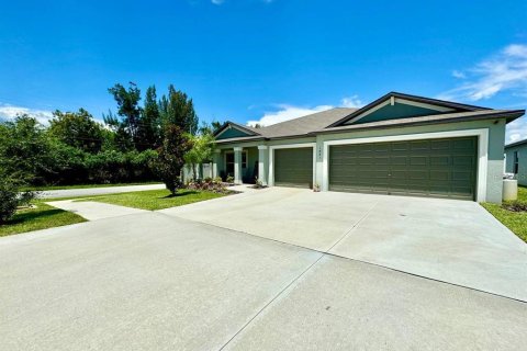 House in Ruskin, Florida 4 bedrooms, 226.59 sq.m. № 2197213 - photo 2