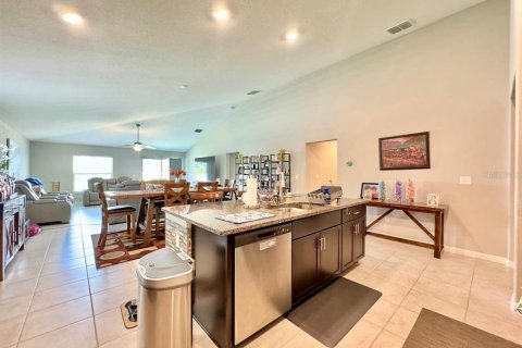 House in Ruskin, Florida 4 bedrooms, 226.59 sq.m. № 2197213 - photo 11