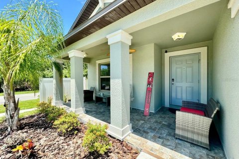 House in Ruskin, Florida 4 bedrooms, 226.59 sq.m. № 2197213 - photo 3