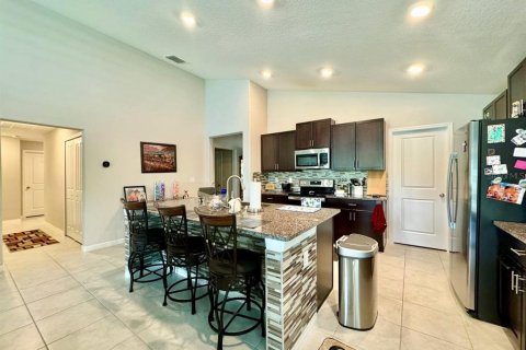 House in Ruskin, Florida 4 bedrooms, 226.59 sq.m. № 2197213 - photo 13