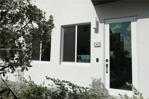 Снять в аренду кондоминиум в Дорал, Флорида 3 спальни, 122.17м2, № 2033845 - фото 22