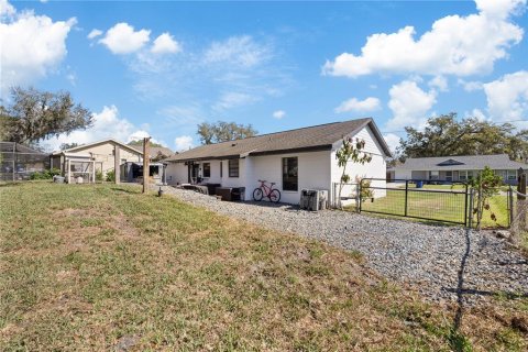House in San Antonio, Florida 3 bedrooms, 100.15 sq.m. № 1915511 - photo 25
