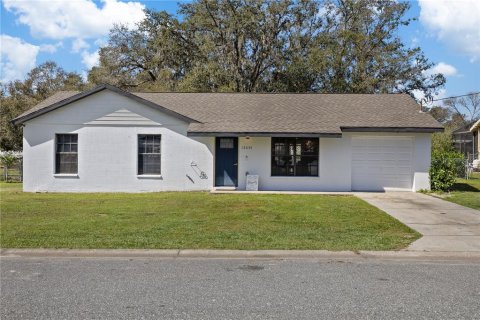 House in San Antonio, Florida 3 bedrooms, 100.15 sq.m. № 1915511 - photo 1