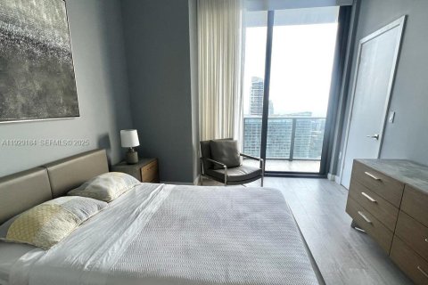 Condo in Miami, Florida, 1 bedroom № 1987559 - photo 2