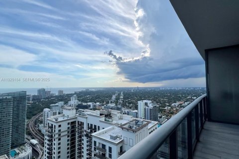 Condo in Miami, Florida, 1 bedroom № 1987559 - photo 22