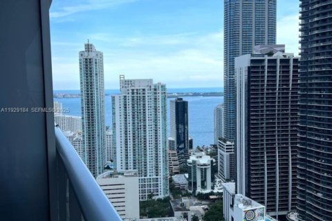 Condo in Miami, Florida, 1 bedroom № 1987559 - photo 27