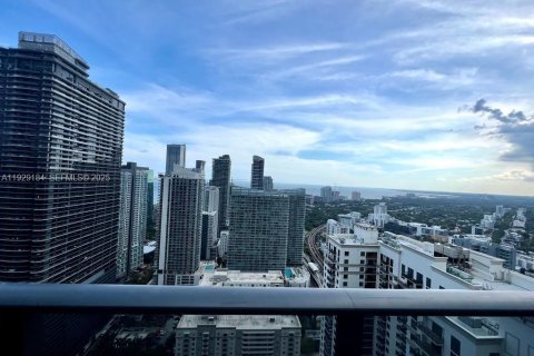 Condo in Miami, Florida, 1 bedroom № 1987559 - photo 26