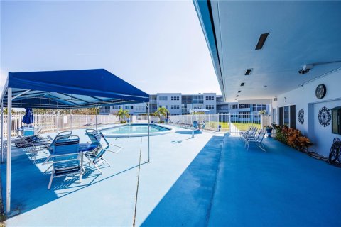 Condo in Hollywood, Florida, 1 bedroom  № 2052511 - photo 19